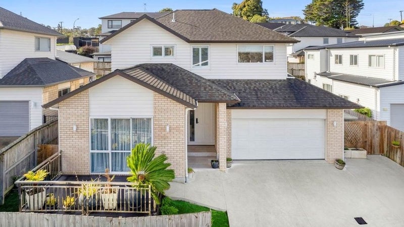 153 Tiriwa Drive, Massey, Auckland - Carousel 1