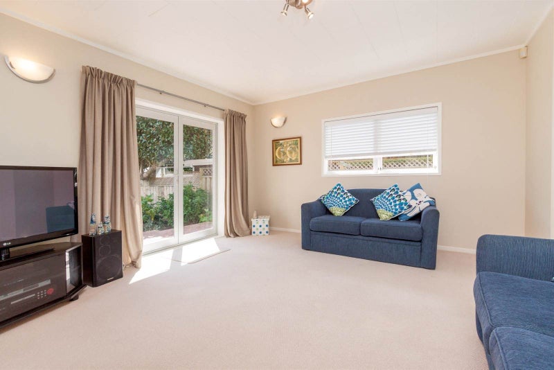 14 Treeway, Sunnyhills, Auckland - Carousel 14
