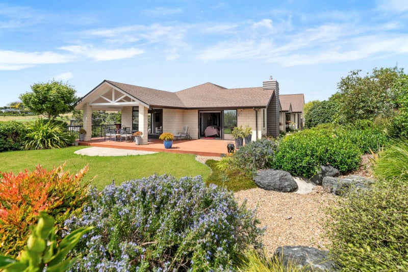 38 Korowai Rise, Ramarama, Drury - Carousel 2