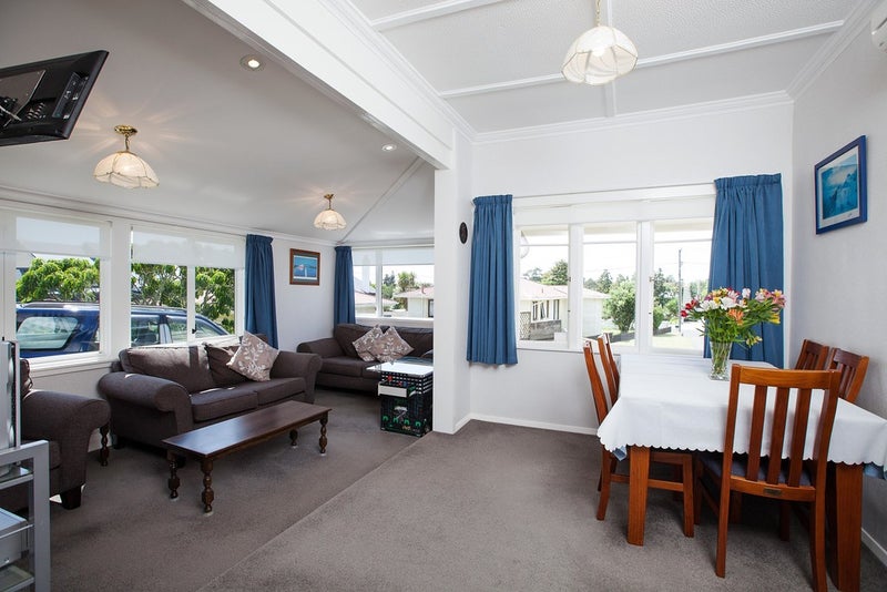 37A Omata Road, Marfell, New Plymouth - Carousel 19