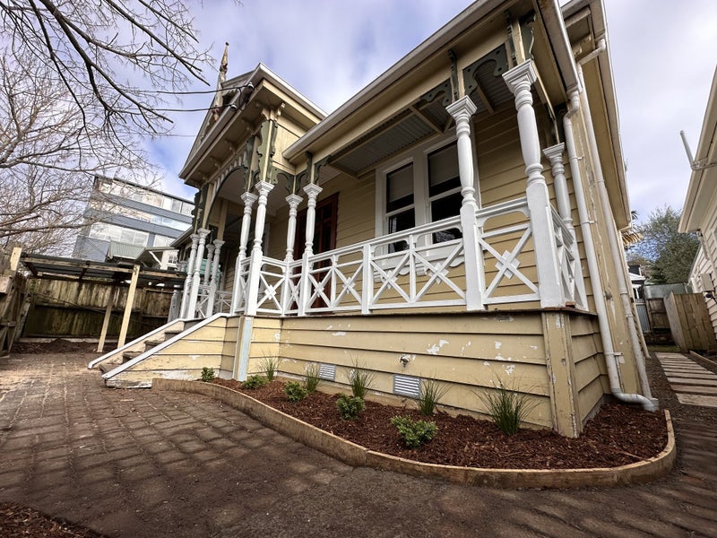 3 Parkfield Terrace, Grafton, Auckland - Carousel 1