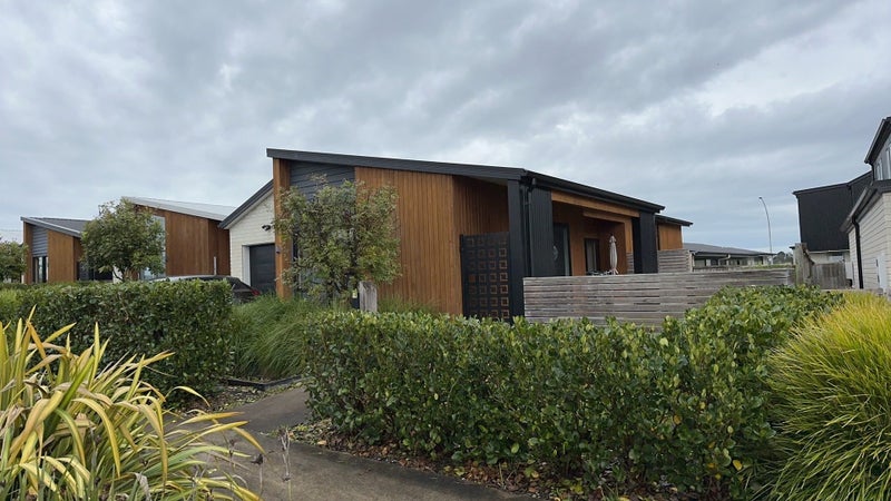 19 Whakapono Avenue, Baverstock, Hamilton - Carousel 2