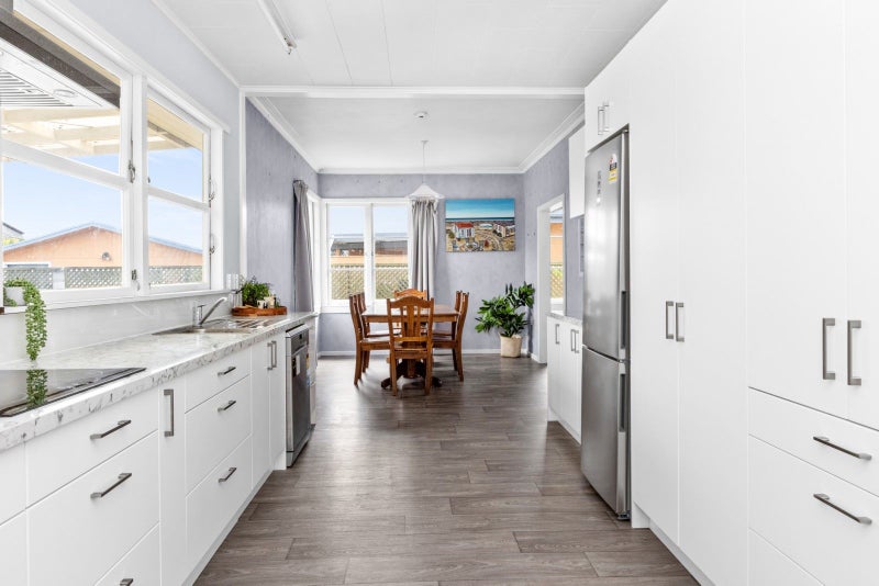 1004 Miro Street, Mahora, Hastings - Carousel 1