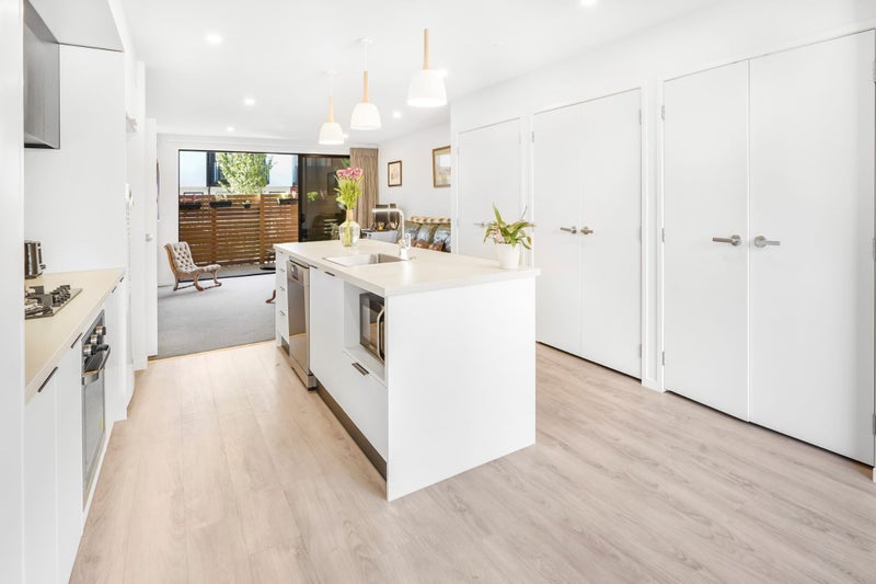 11/182 London Street, Hamilton Central, Hamilton - Carousel 2