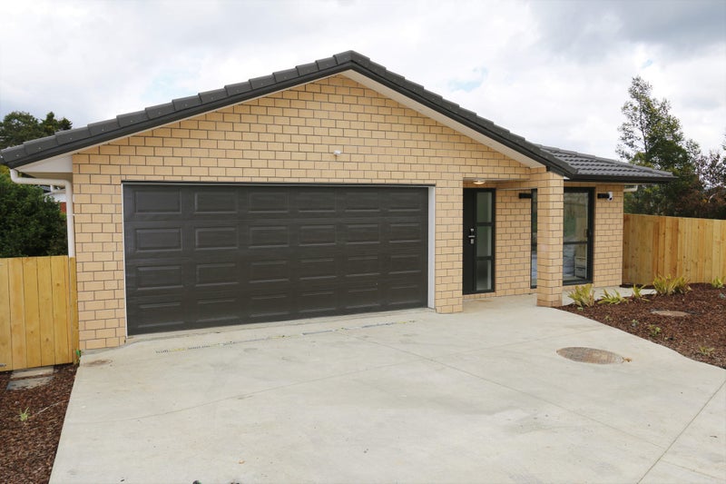 80 Sungrove Rise, Sunnyvale, Auckland - Carousel 1