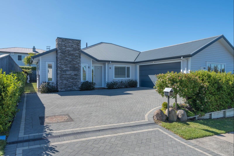 2 Huka Heights Drive, Rangatira Park, Taupo - Carousel 2