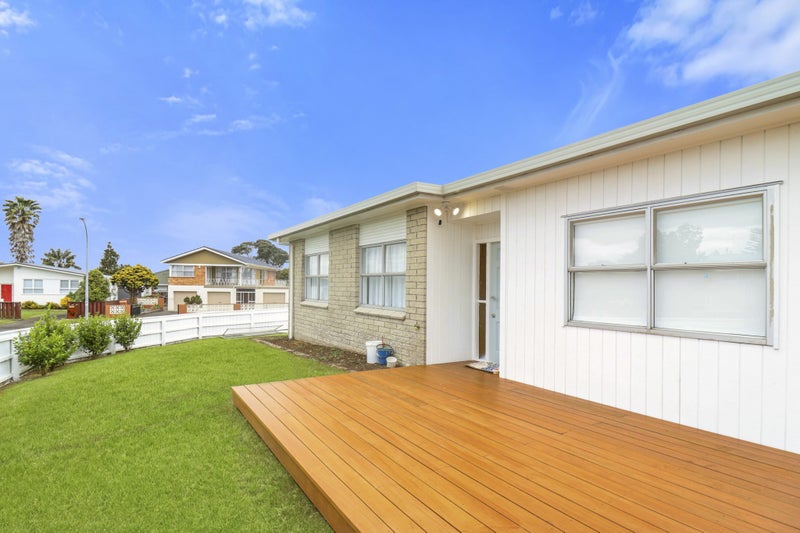 8 Dunstall Place, Mangere Bridge, Auckland - Carousel 9