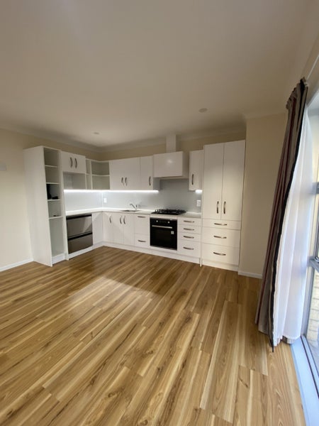 1126A Heaphy Terrace, Fairfield, Hamilton - Carousel 2