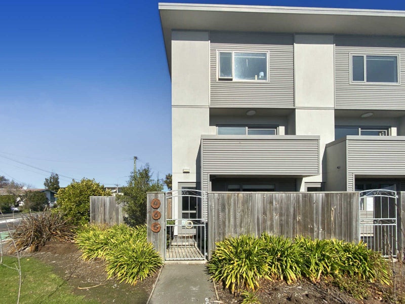 465 Barbadoes Street, Edgeware, Christchurch - Carousel 1