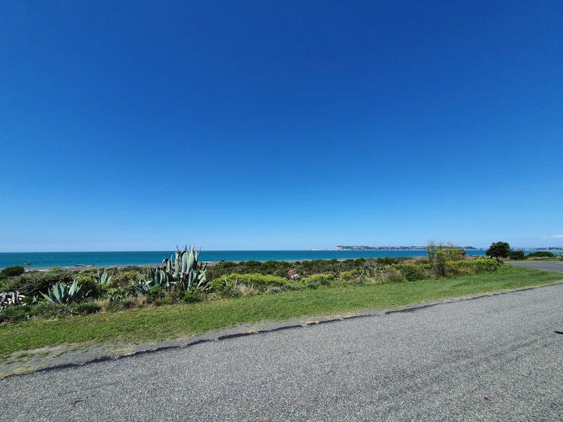 62 Ferguson Street South, Bay View, Napier - Carousel 11