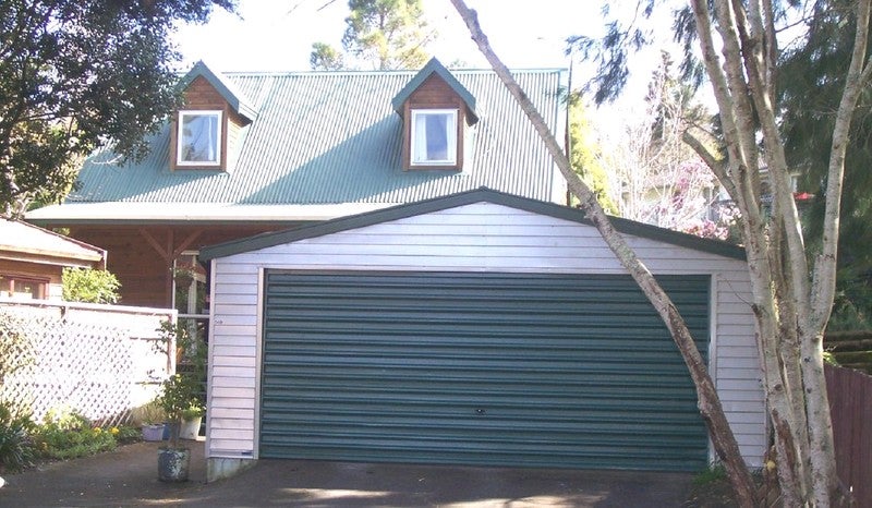 2/56 Castleford Street, Green Bay, Auckland - Carousel 1