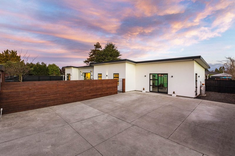 2/32 Burwood Road, Burwood, Christchurch - Carousel 20