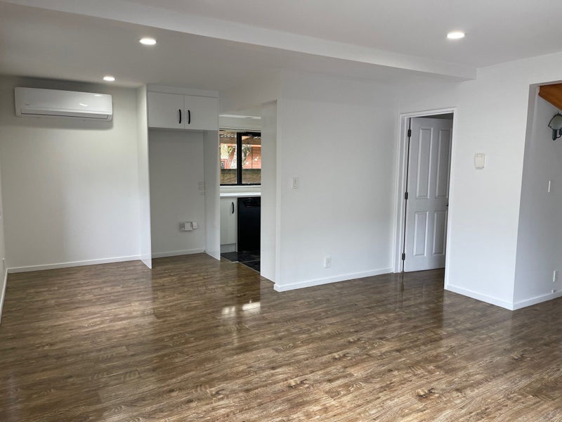 7/7 Daldys Bush Lane, Bayview, Auckland - Carousel 2