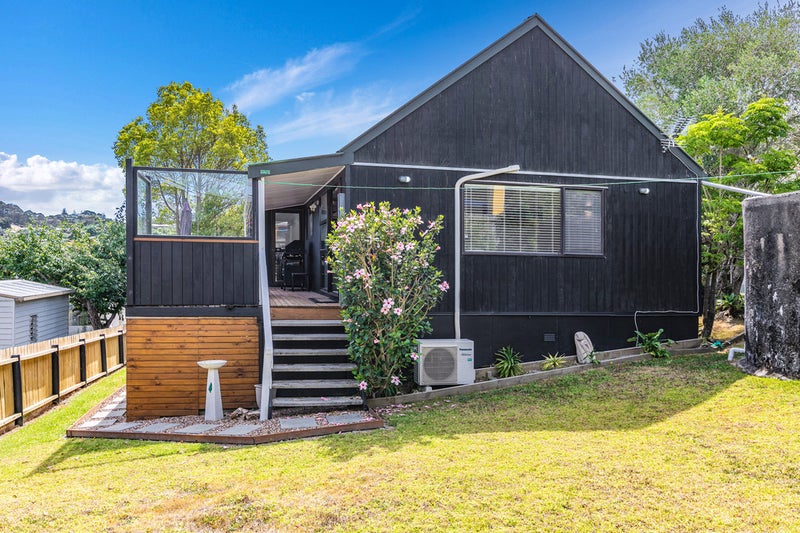 36 Alison Road, Surfdale, Waiheke Island - Carousel 20