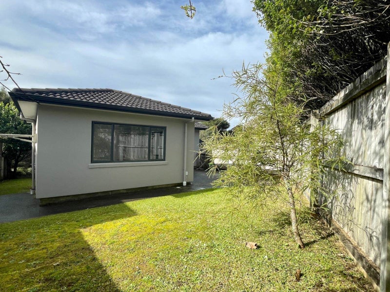 242 Schnapper Rock Road, Schnapper Rock, Auckland - Carousel 2