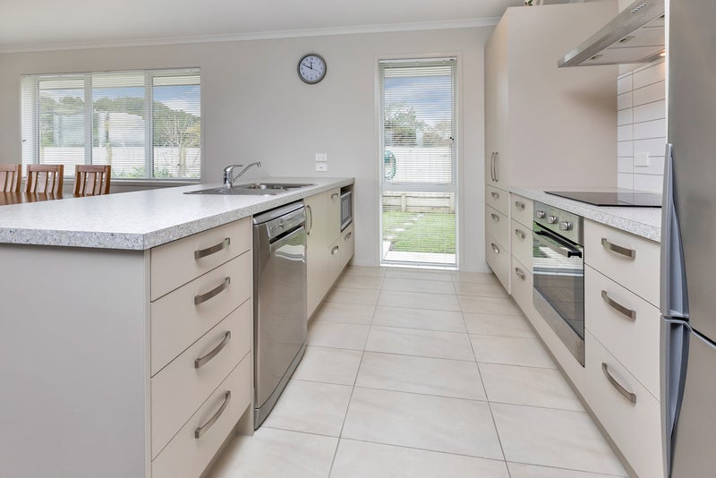 43 North Crest Drive, Onerahi, Whangarei - Carousel 2