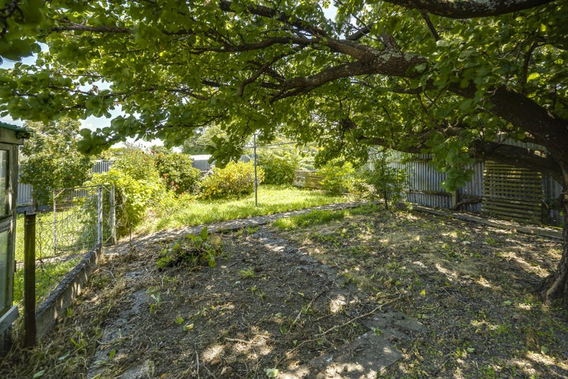 28 Fleming Crescent, Maraenui, Napier - Carousel 21