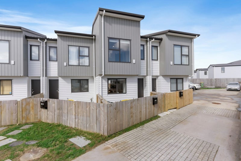 12C Bowen Street, Manurewa East, Auckland - Carousel 2