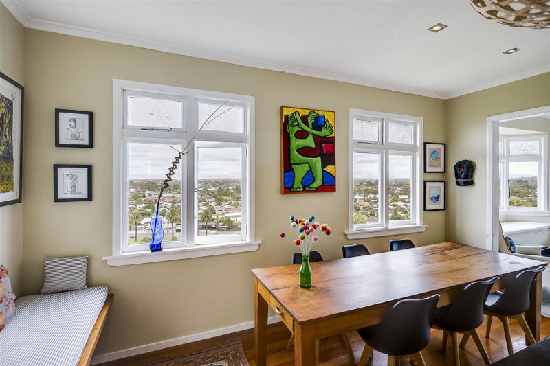 4 Oliver Road, Hospital Hill, Napier - Carousel 1