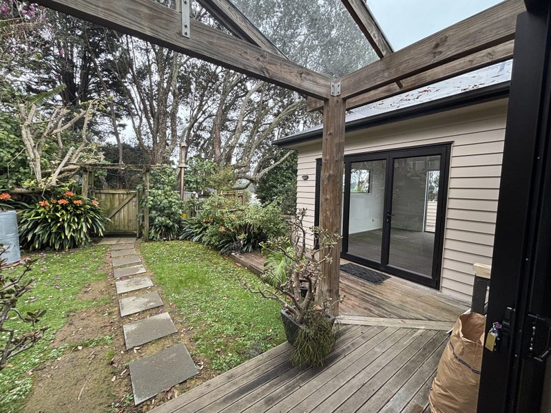 20 Carlton Crescent, Maraetai, Auckland - Carousel 25