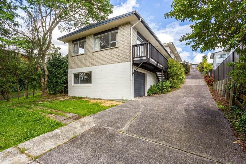 2/18 Sealy Road, Torbay, Auckland - Carousel 1