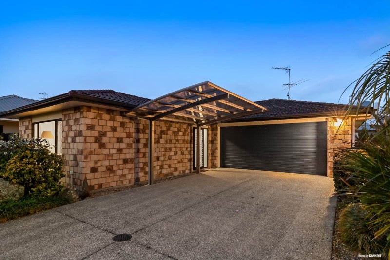 13 McCall Drive, Waiuku, Waiuku - Carousel 1