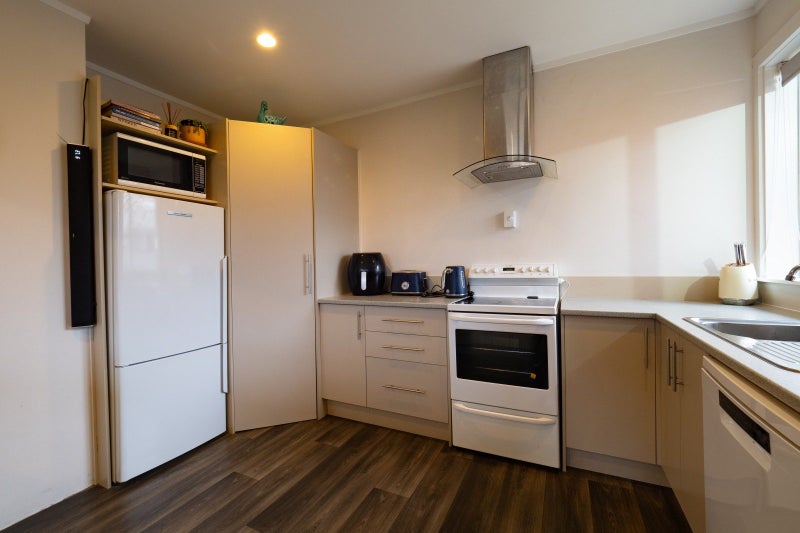 64 Wellington Street, Hampstead, Ashburton - Carousel 2