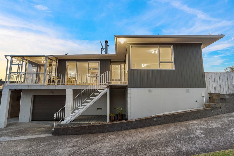 15 Albatross Road, Red Beach, Whangaparāoa - Carousel 2