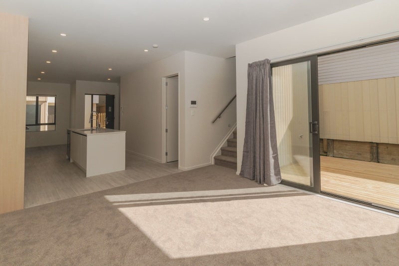 16/116 Colwill Road, Massey, Auckland - Carousel 2