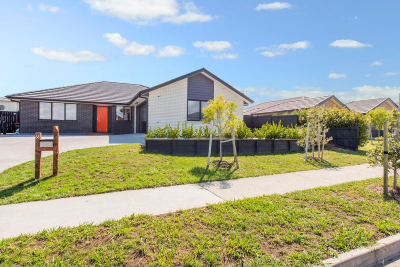 68 Eighth View Avenue, Beachlands, Auckland - Carousel 21