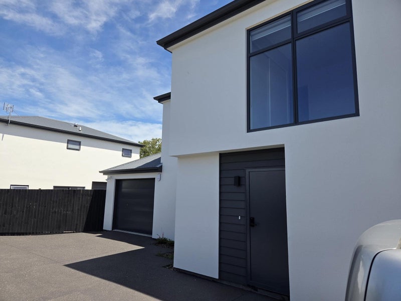 6 Auburn Avenue, Upper Riccarton, Christchurch - Carousel 1