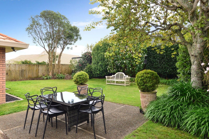 59 Harrowfield Drive, Harrowfield, Hamilton - Carousel 2