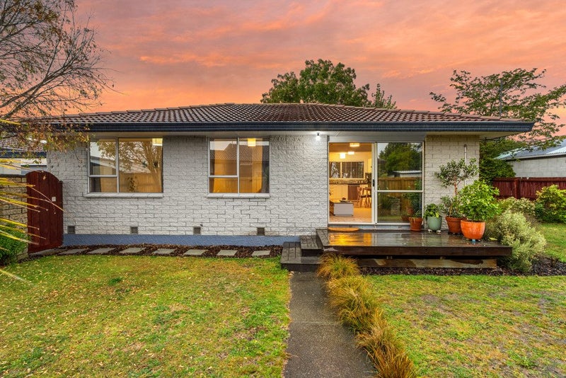 1/9C Lydbury Place, Parklands, Christchurch - Carousel 1