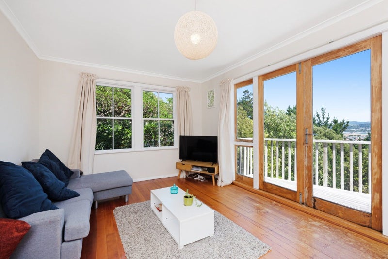 104 Sidlaw Street, Strathmore Park, Wellington - Carousel 2