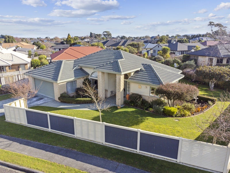 95 Cedar Drive, Paraparaumu Beach, Paraparaumu - Carousel 1