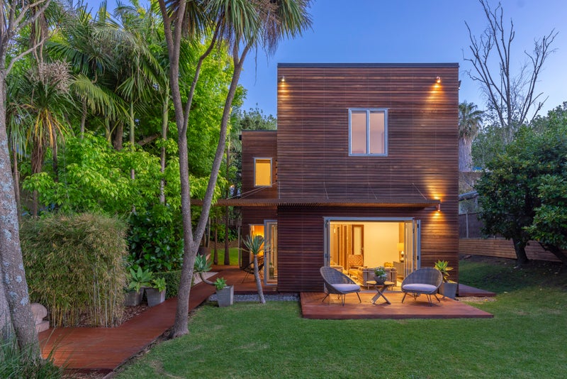 2/46 Sackville Street, Grey Lynn, Auckland - Carousel 1