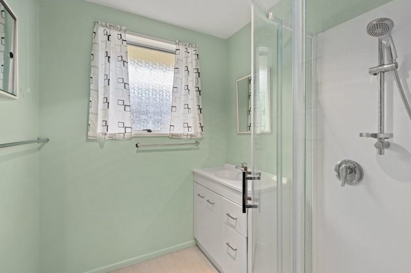 1/18 Leonie Place, Aranui, Christchurch - Carousel 13