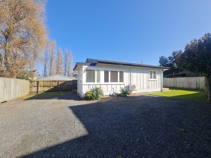 44D Hillside Road, Papatoetoe, Auckland - Carousel 1