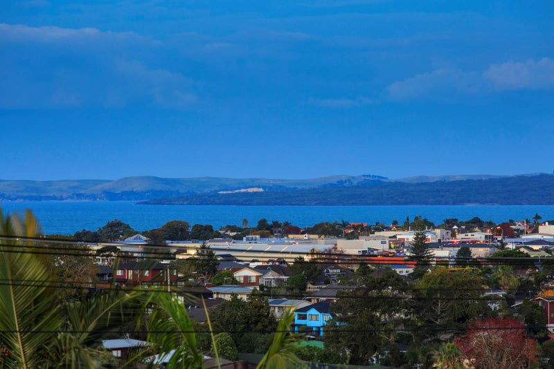 48 Quebec Road, Milford, Auckland - Carousel 2