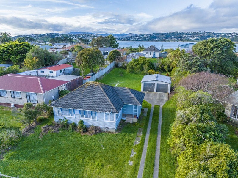 58 Ngatitoa Street, Takapuwahia, Porirua - Carousel 1
