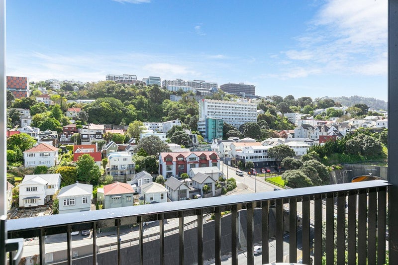 806/212 Willis Street, Te Aro, Wellington - Carousel 2