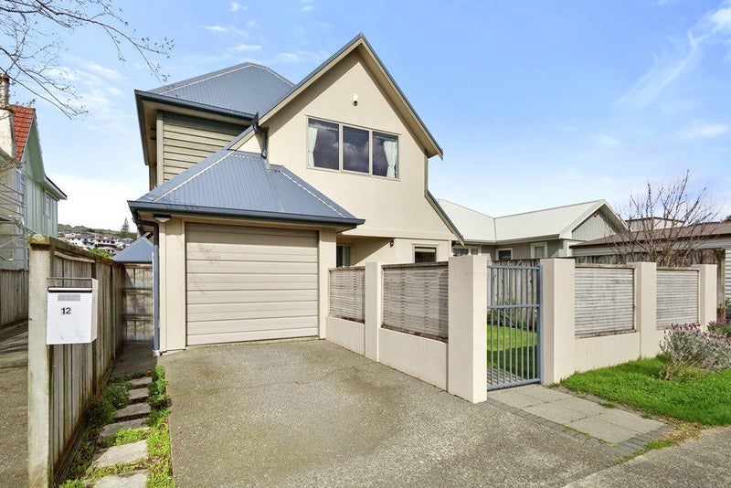 12 Cambridge Street, Tawa, Wellington - Carousel 1