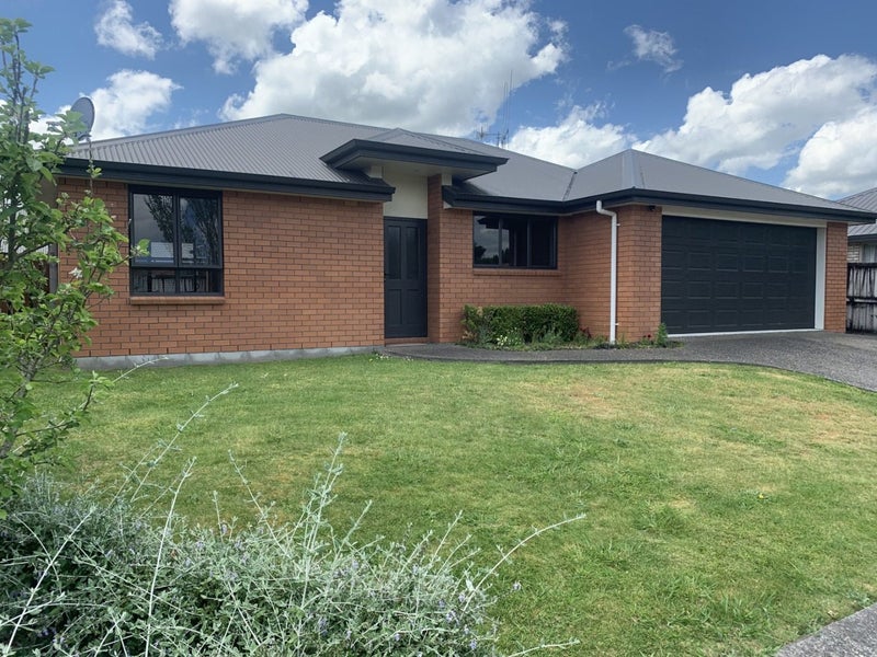 27 Mickelson Avenue, Rototuna, Hamilton - Carousel 1