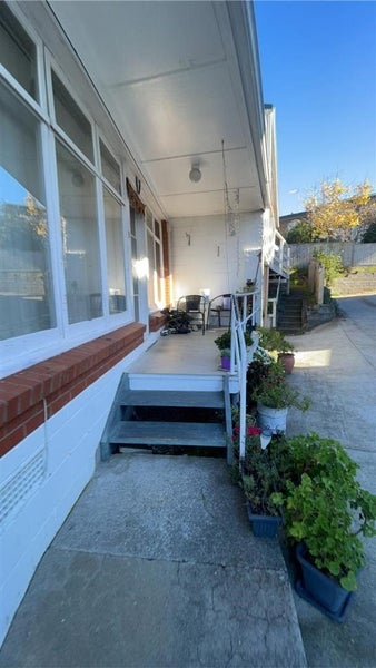 12C Dawn Place, Te Atatū South, Auckland - Carousel 2