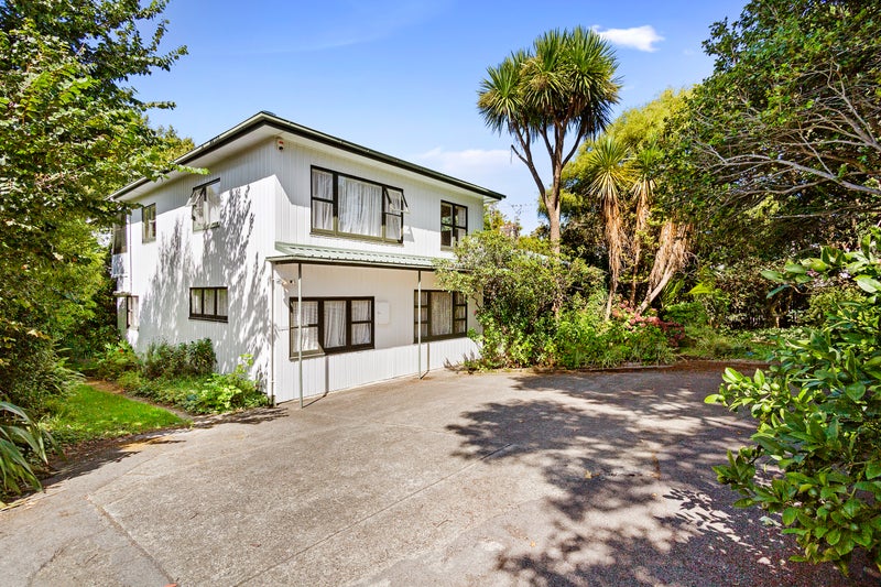 10A Bloomfield Terrace, Hutt Central, Lower Hutt - Carousel 2