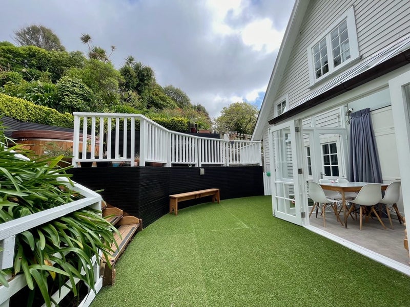 10 Paisley Terrace, Karori, Wellington - Carousel 2