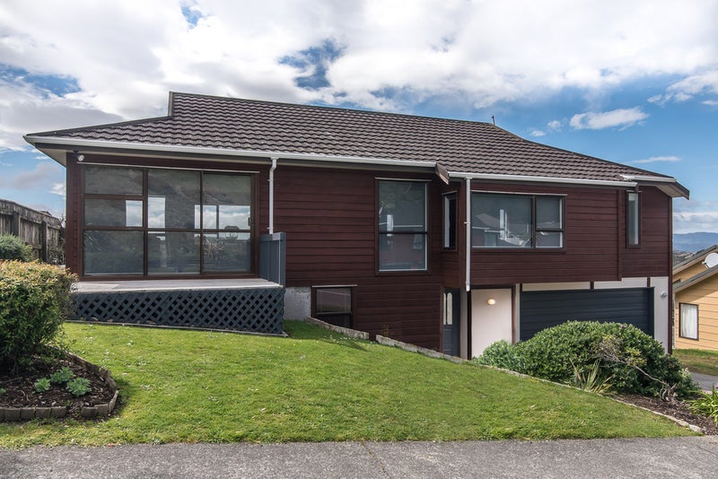 30 Mclintock Street, Johnsonville, Wellington - Carousel 1