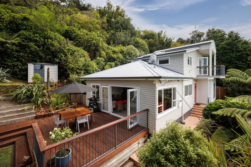 48 Old Porirua Road, Ngaio, Wellington - Carousel 2