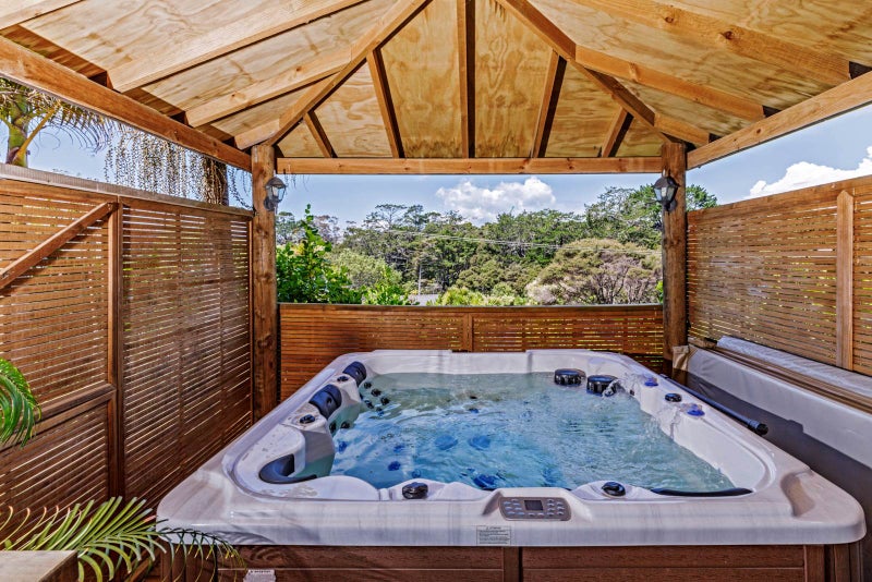 12 Philadelphia Avenue, Albany Heights, Auckland - Carousel 2