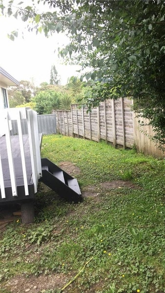 12A Firle Place, Green Bay, Auckland - Carousel 7